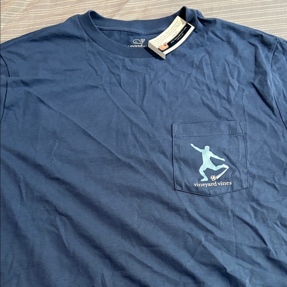 Vineyard Vines Men's Blue Pocket Tee - Picture 1 of 3